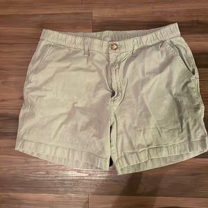 Chubbies gray shorts, fit like a large, 5.5 inseam